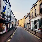 3 Beck Head * Kirkby Lonsdale