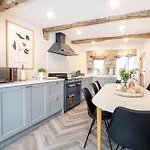 3 Beck Head * Kirkby Lonsdale