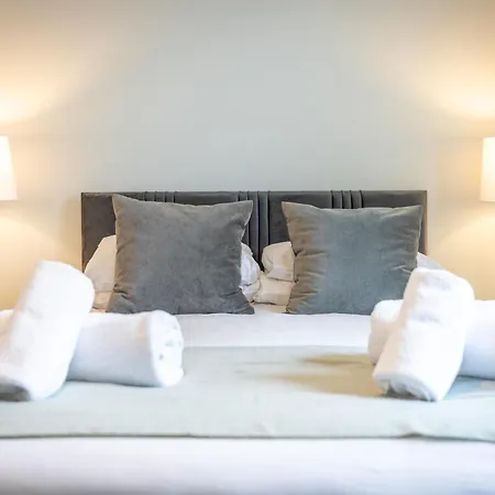 3 Beck Head * Kirkby Lonsdale