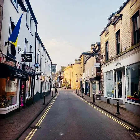 3 Beck Head * Kirkby Lonsdale